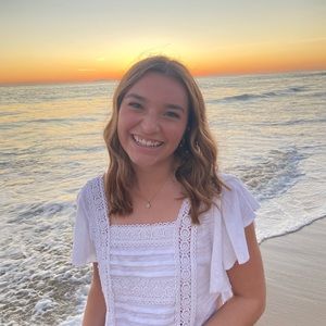 Meet your Posher, Abby